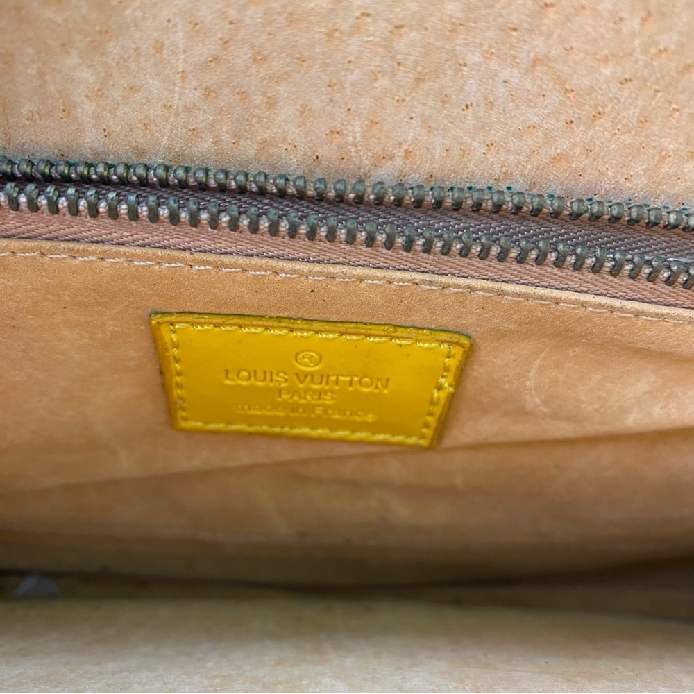 Vintage Louis Vuitton Yellow Epi Leather Pochette Clutch Bag - Picture 14 of 15